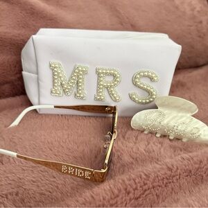 White Bridal Accessories Set with Pearl Details